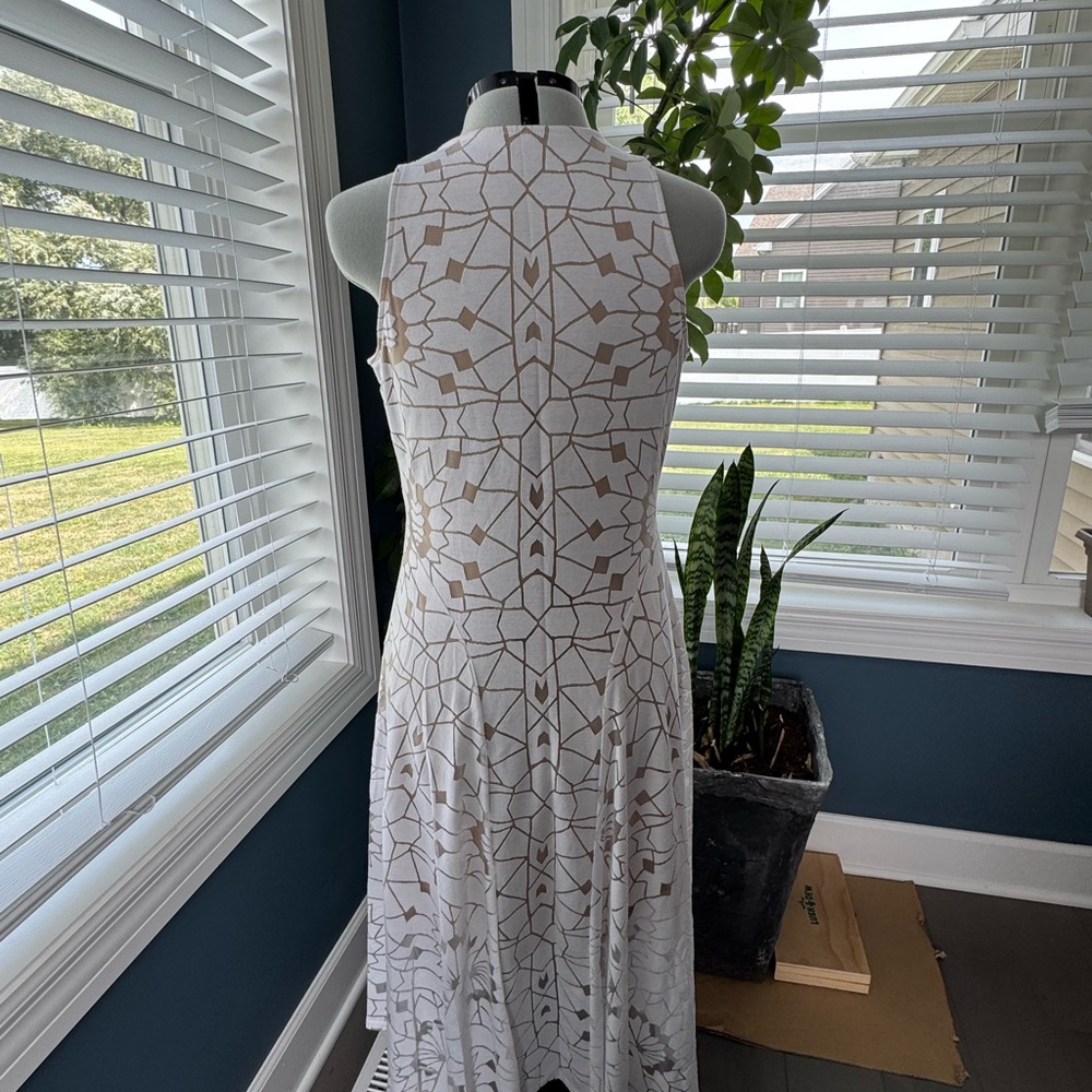 Elegant White and Brown Geometric Pattern Dress